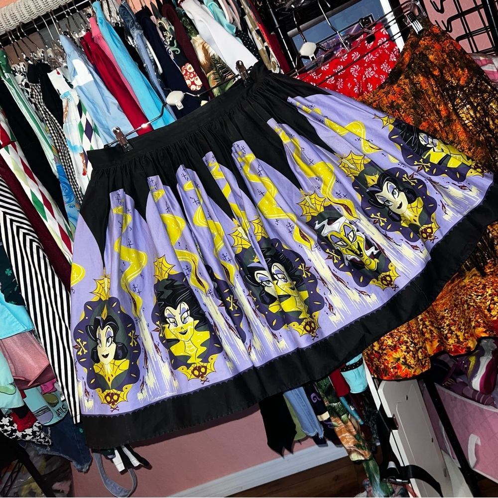 Purple Halloween Portrait Print Skirt - Women
